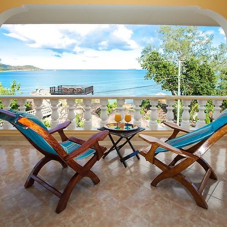 Jardin Marron Apartment Baie Sainte Anne Exterior photo